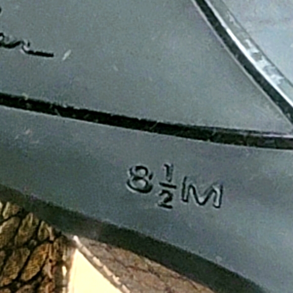 Marc Fisher Peep-Toe Festive Pumps Heels Size 8.5 M - Picture 8 of 8